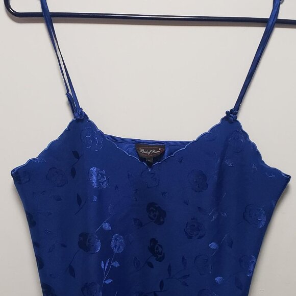 BED OF ROSES BLUE FLOWER PRINT DESIGN MID CAMISOLE TOP SIZE LARGE - Picture 1 of 4